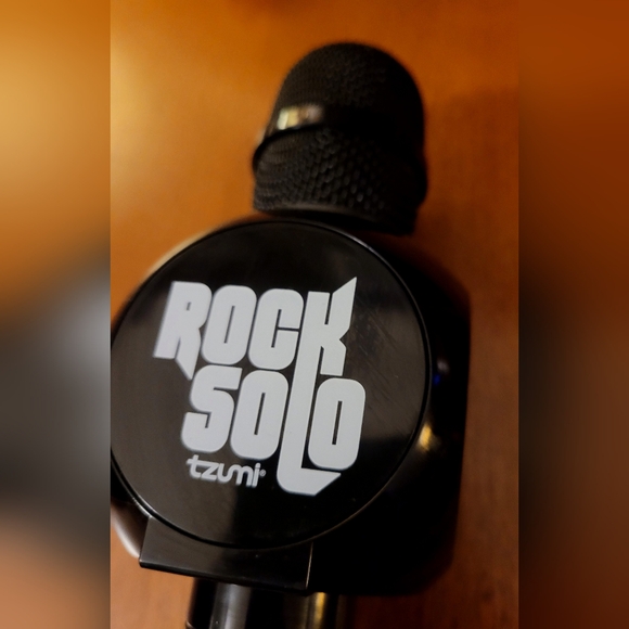 Karaoke Mic - Tzumi Rock Solo - Picture 2 of 3